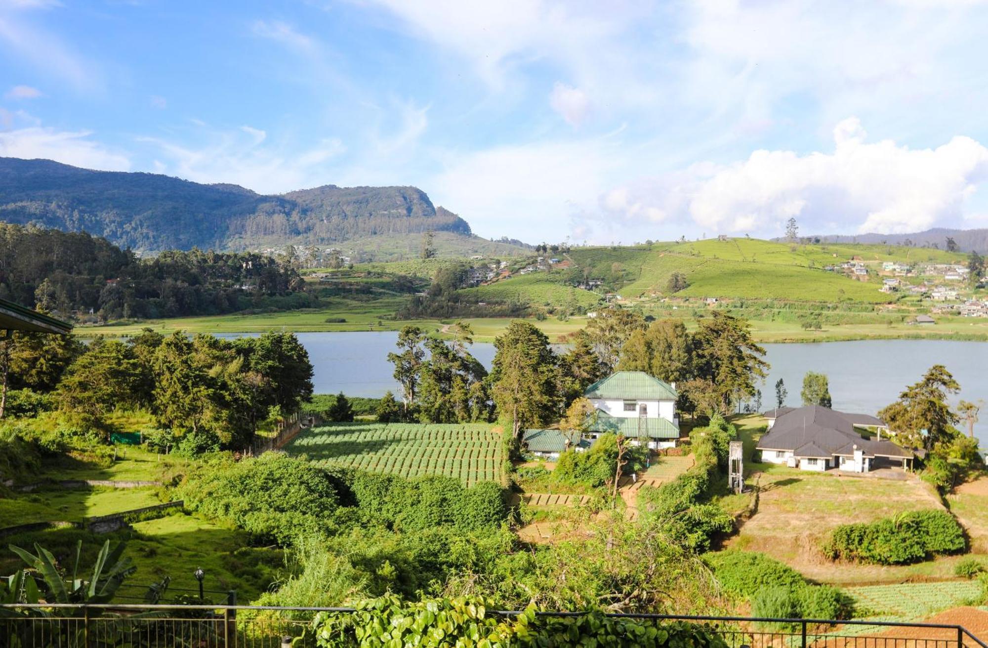 Villa Acacia Nuwara Eliya Bagian luar foto
