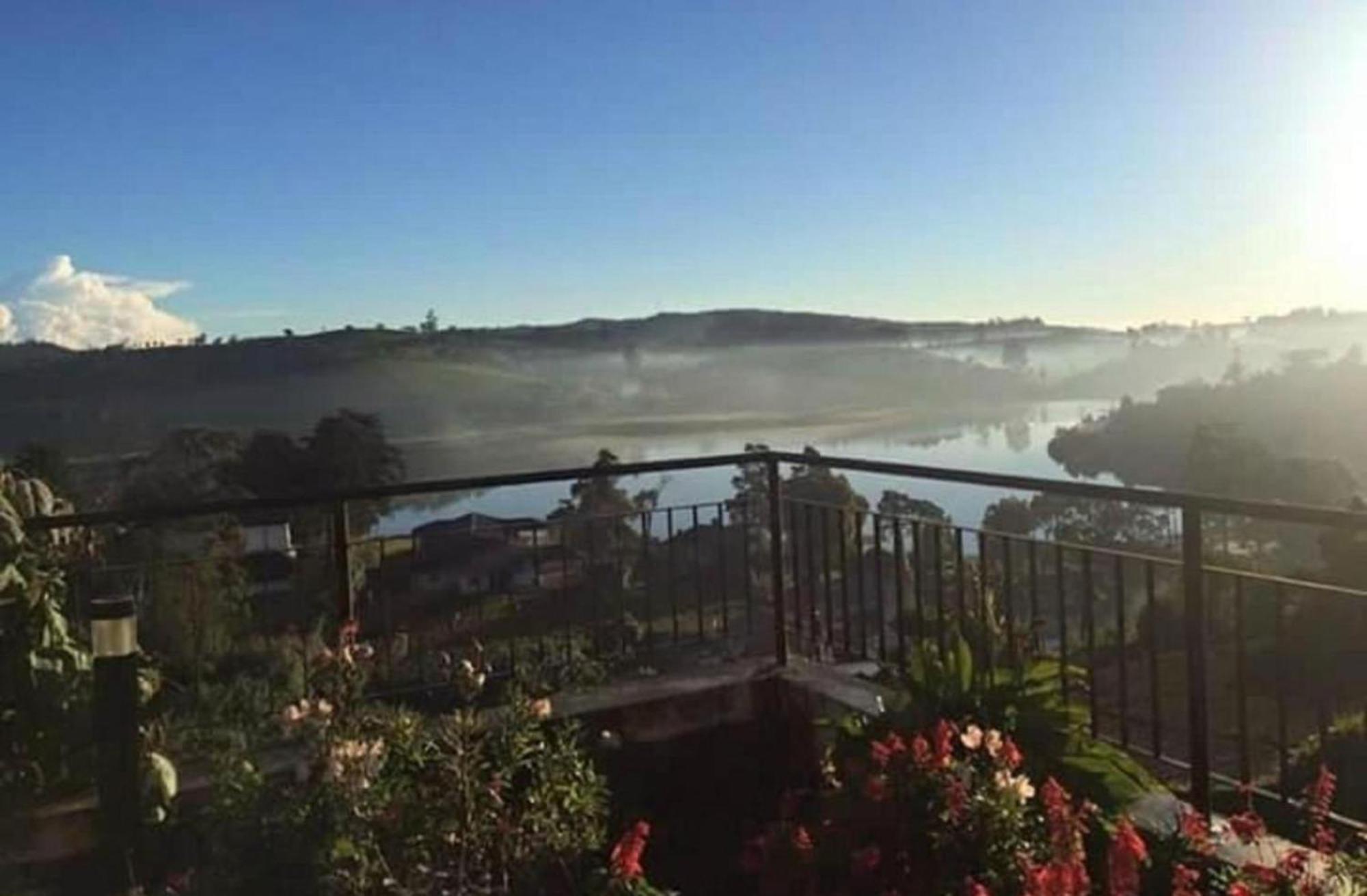 Villa Acacia Nuwara Eliya Bagian luar foto