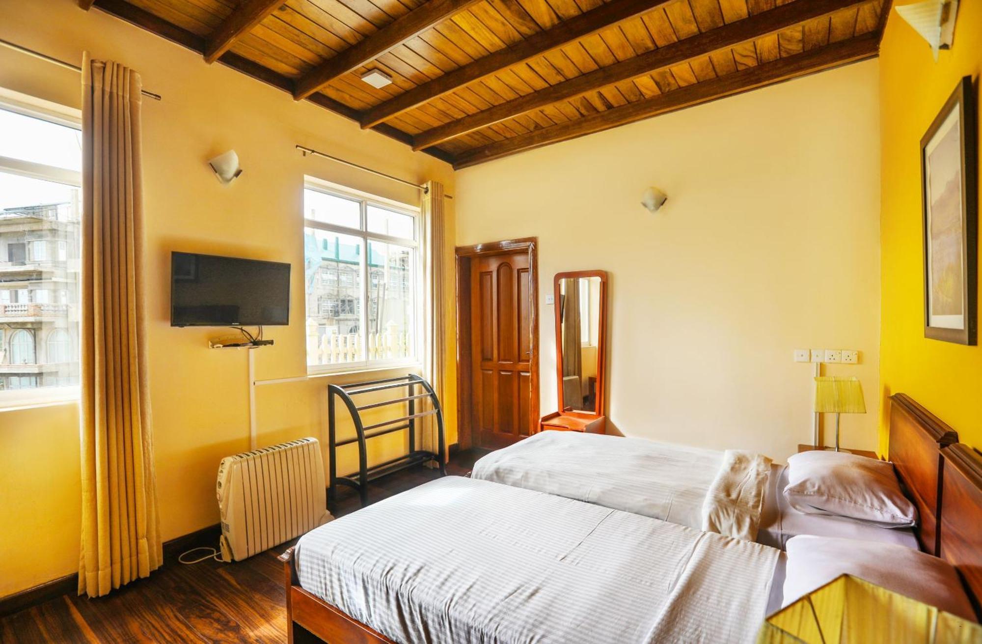 Villa Acacia Nuwara Eliya Bagian luar foto